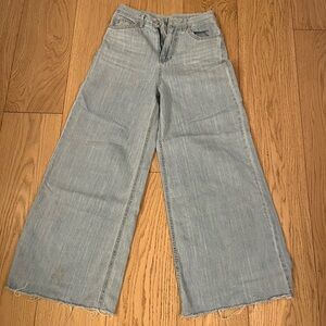 Elegant Denim Wide-Leg Jeans